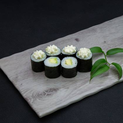 58. Avocado Cream Cheese Maki 6 pcs.