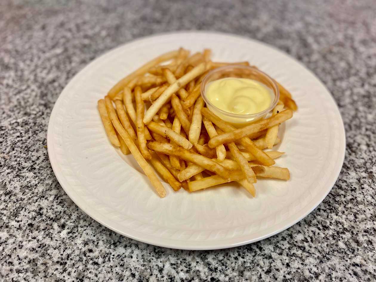 French Fries with Vegan Mayonnaise