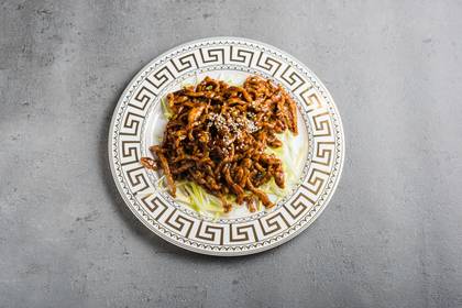 21) Beijing Style Pork Slices (京酱肉丝)