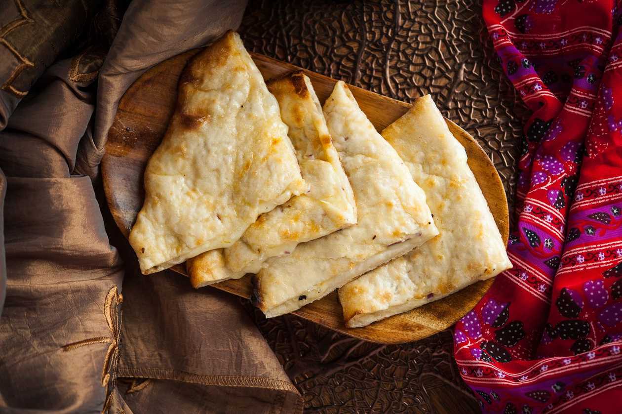 Juustu naan