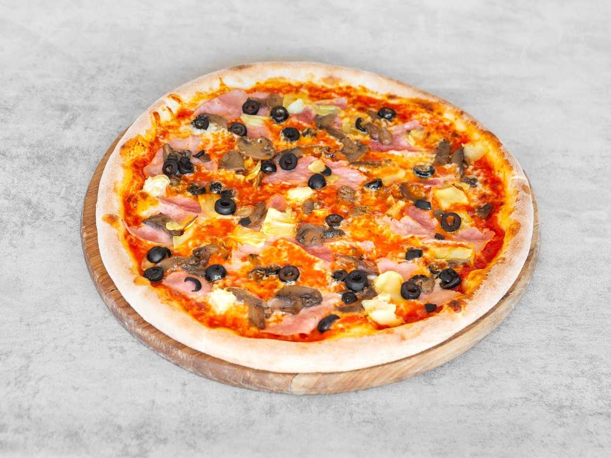 Capricciosa special tomato