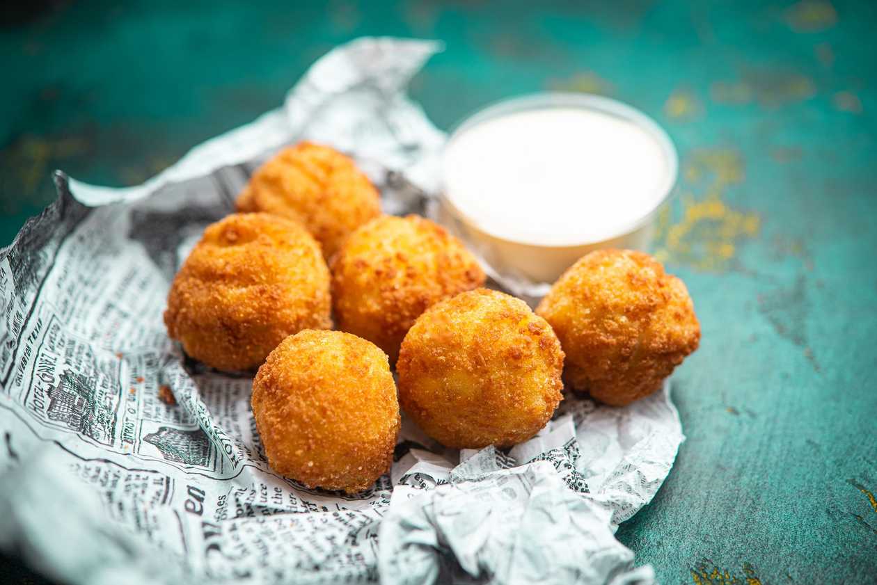 Cheeseballs  🌶