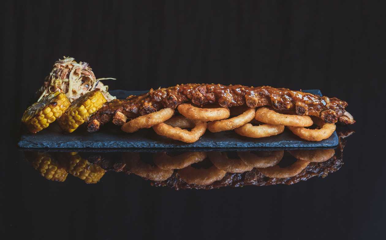 Ribs with honey - mustard sauce