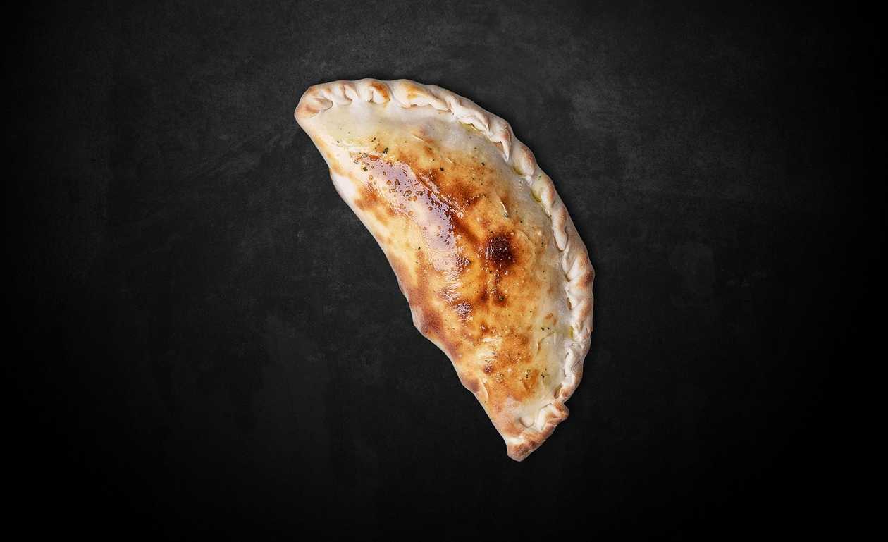 Calzone (folded)