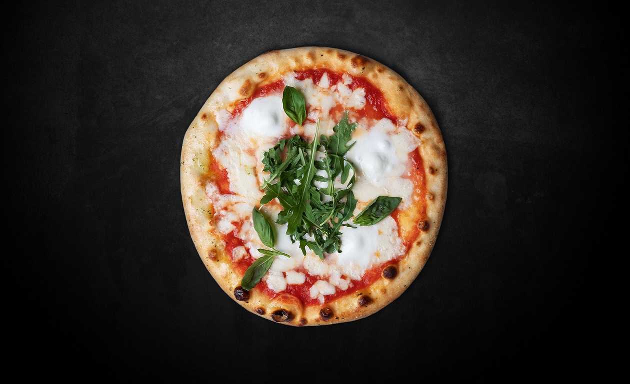 Margarita with buffalo mozzarella