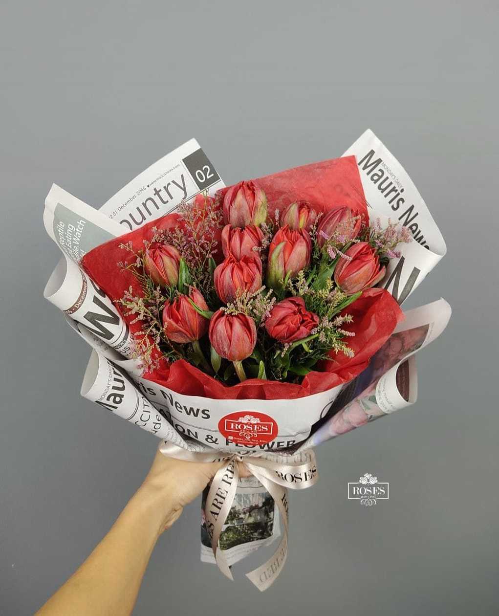 Red tulips N4