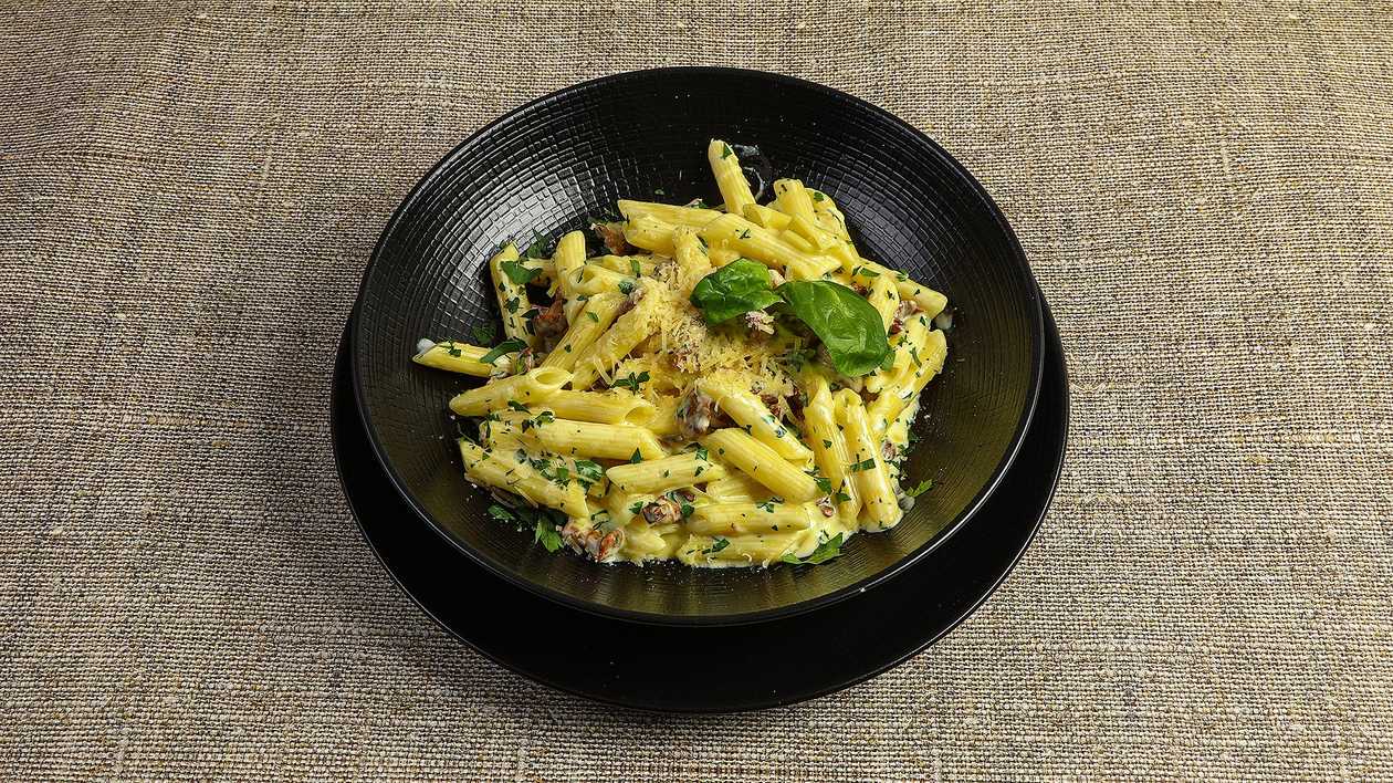 14. Chantarelle Pasta with Chicken Fillet