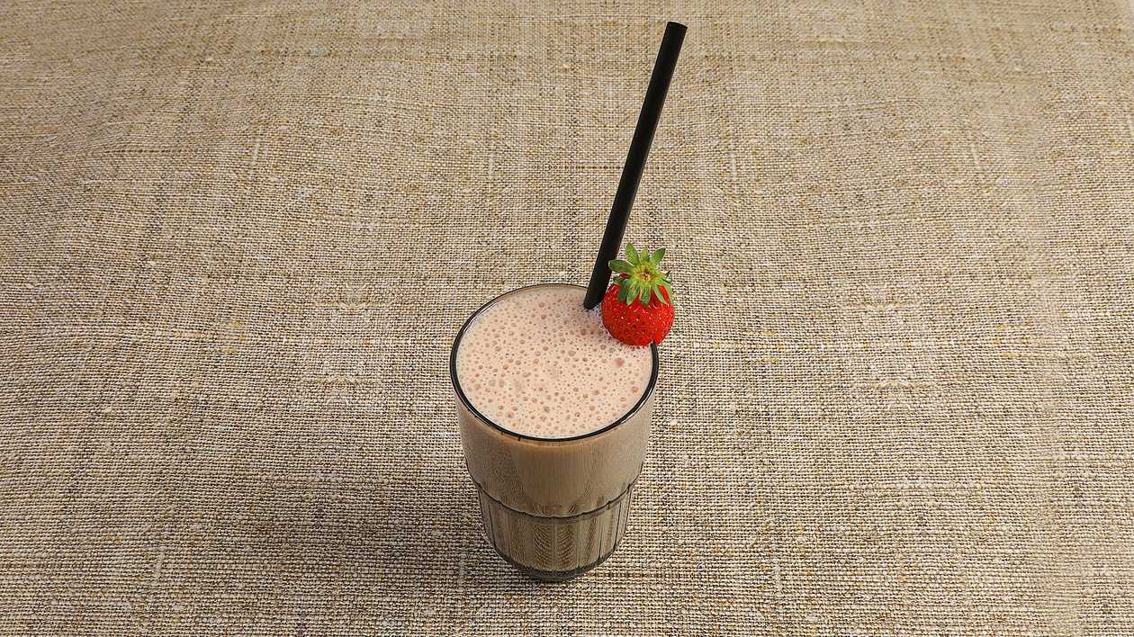 37. Ice Cream Cocktail with Plum Juice