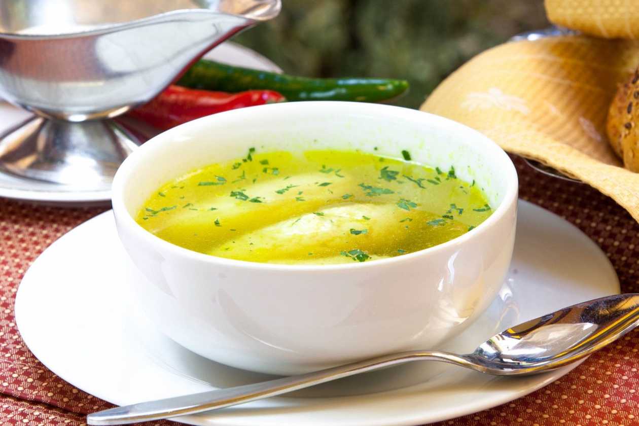 Chicken soup with dumplings