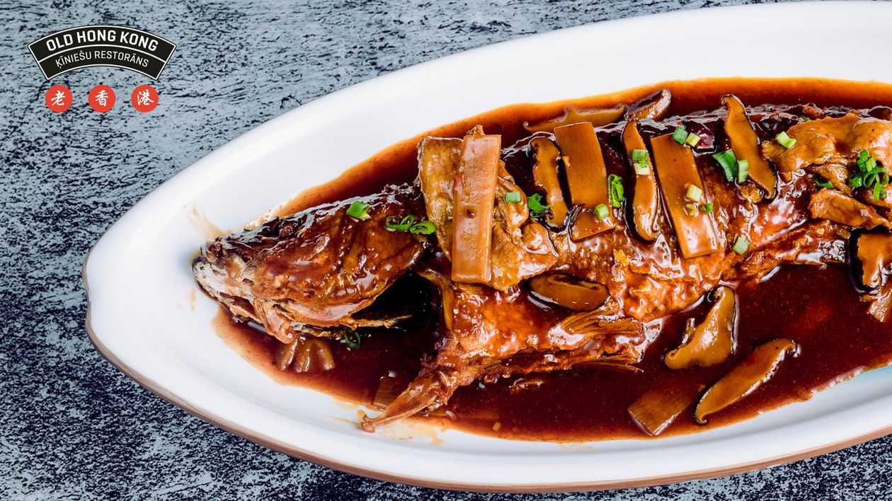 Sea bass in pepper sauce