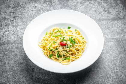 Spaghetti Aglio, Olio, e Peperoncino