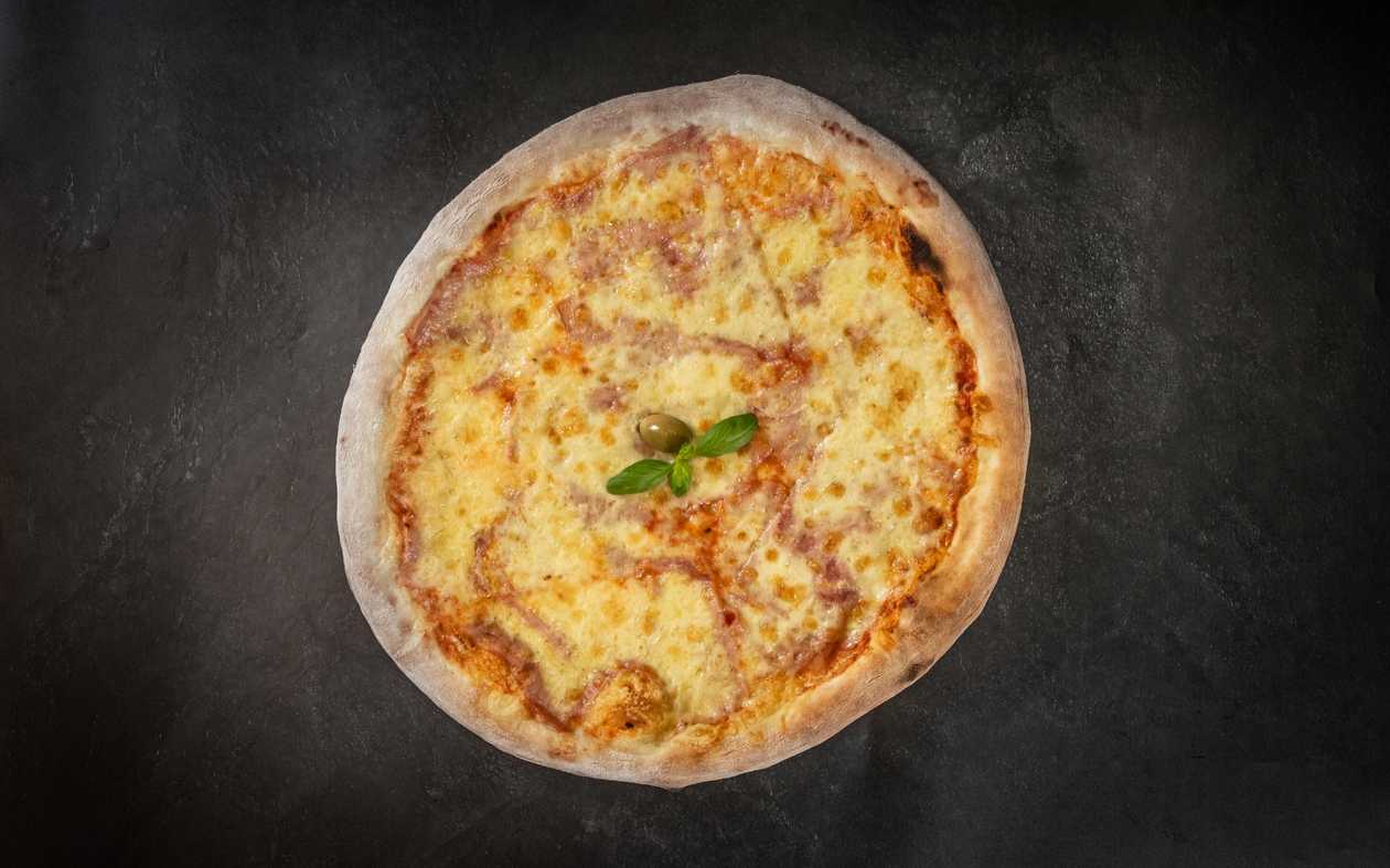 Vesuvio pizza