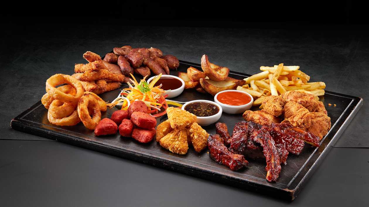 Hugo’s Pub Platter (3 pax)