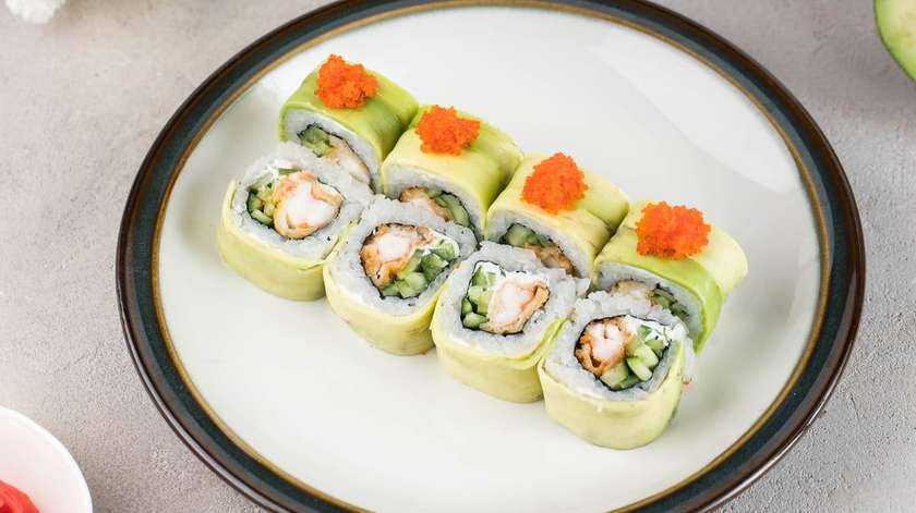 Roll with Avocado