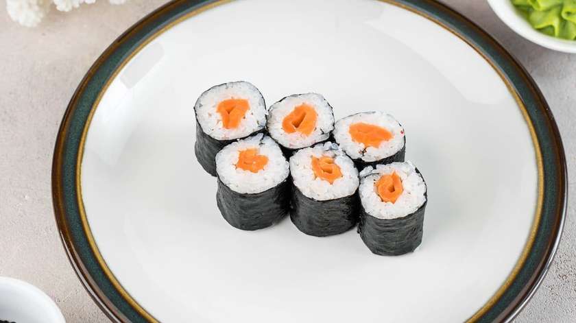 Mini Rolls with Salmon