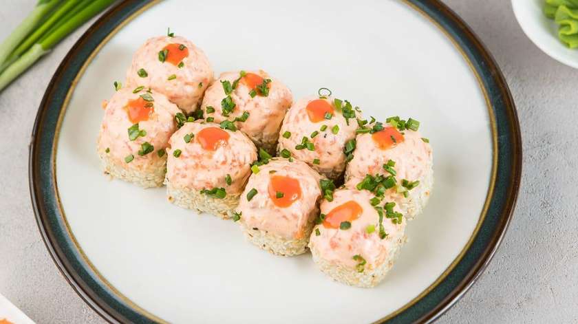 Spicy Salmon Roll