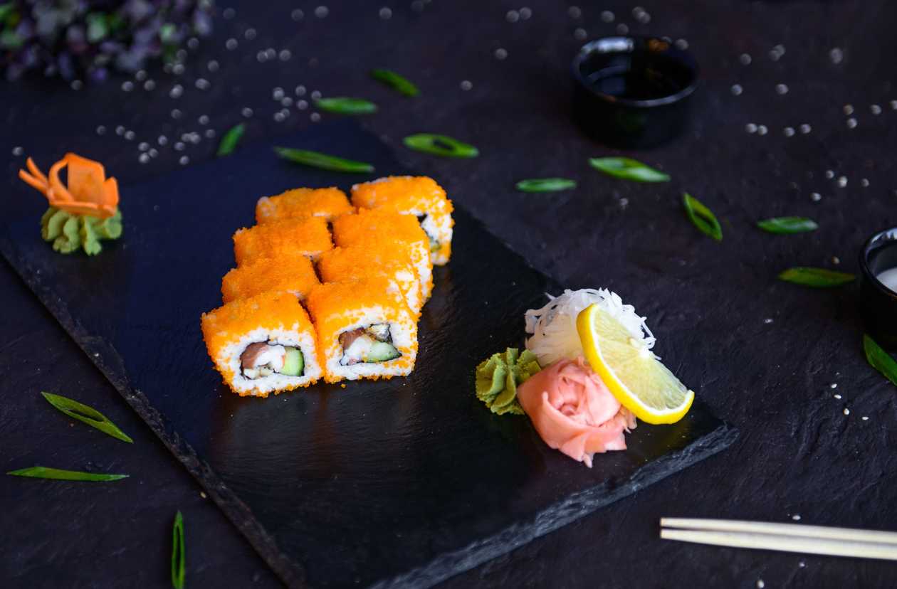 41. Mix Maki