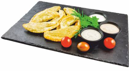 Dumplings with chicken, cheese and mushrooms 8 pcs.