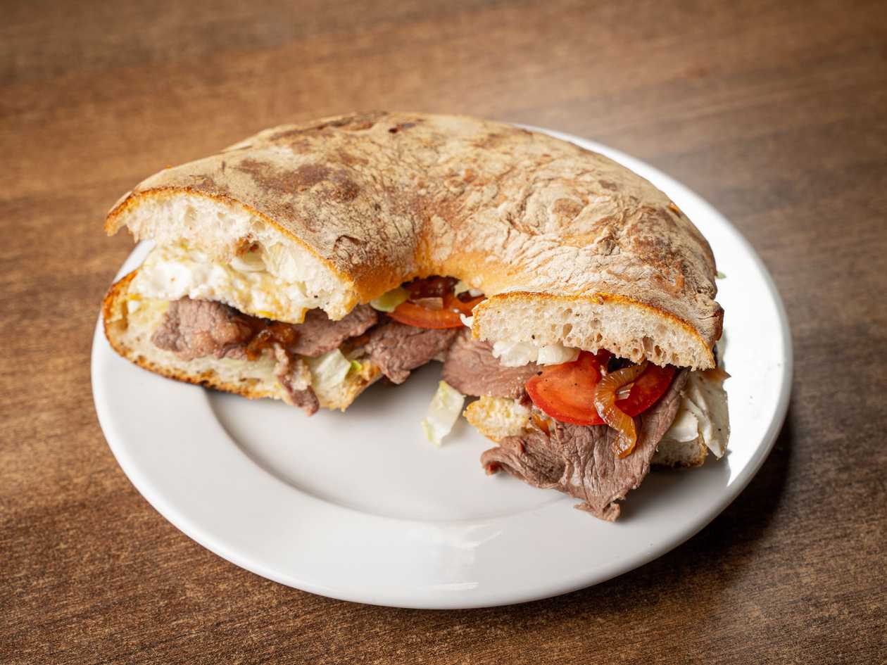 Egg Steak Ftira