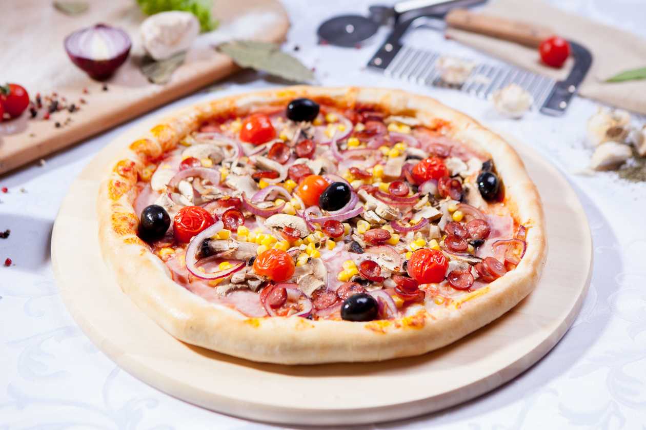 Pizza Cupidon (Cu Bordura De Brânză)