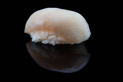 Võikala nigiri (1 tk)