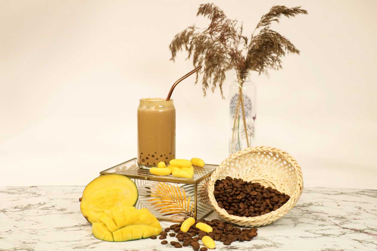 Mango burbuļkafija