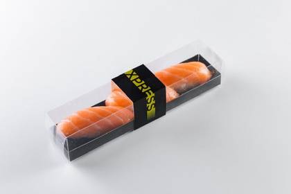 Salmon Nigiri Roll (3 Pcs)