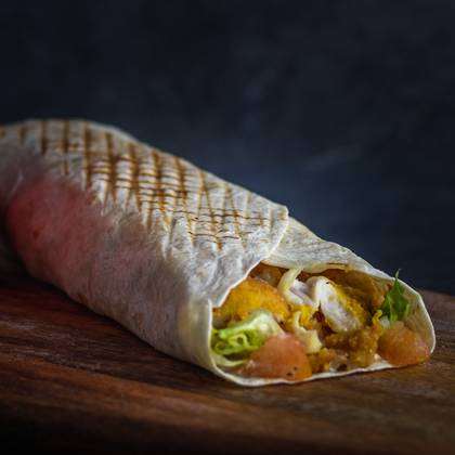 Tortilla with crispy chicken