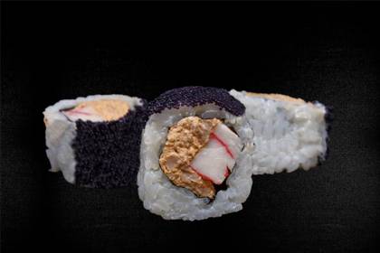 12. Canned tuna, crab meat, black caviar, "Karai" sauce