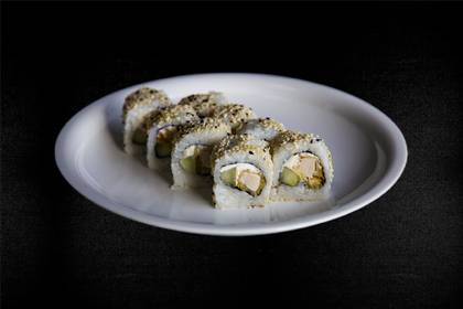 33. With chicken, cucumber, tempura, Philadelphia cheese, black and white sesame