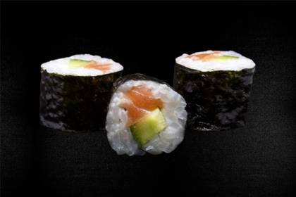 5. Nori sushi with cucumber and salmon