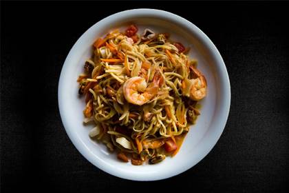 K11. Spicy pasta with seafood and ginger