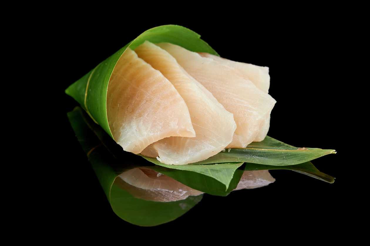 Tai sashimi
