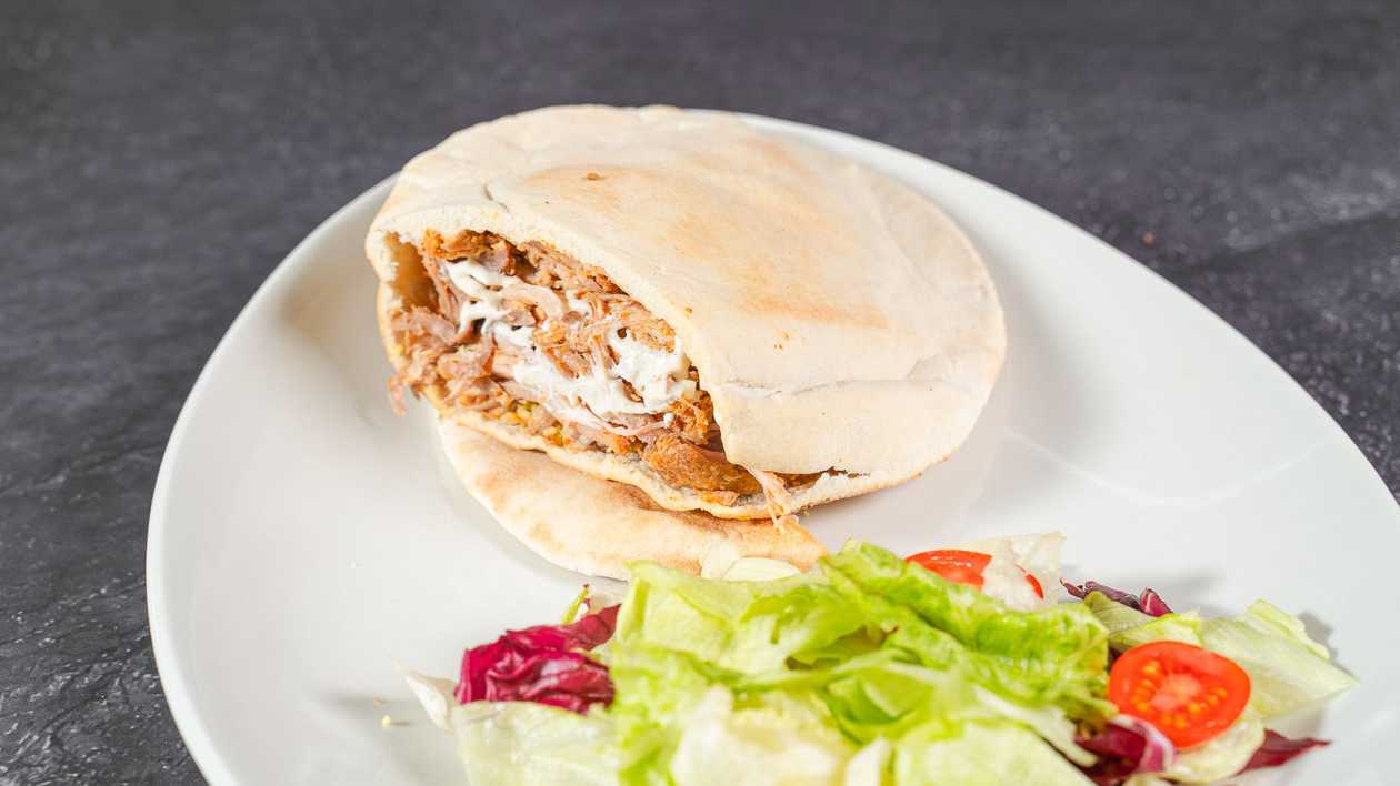 Pulled Chicken Pita