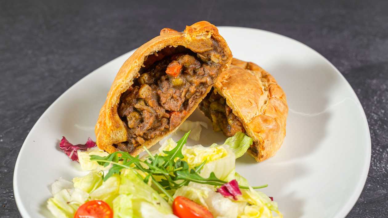Beef & Mushroom Pie