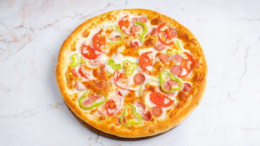Sosisli Pizza