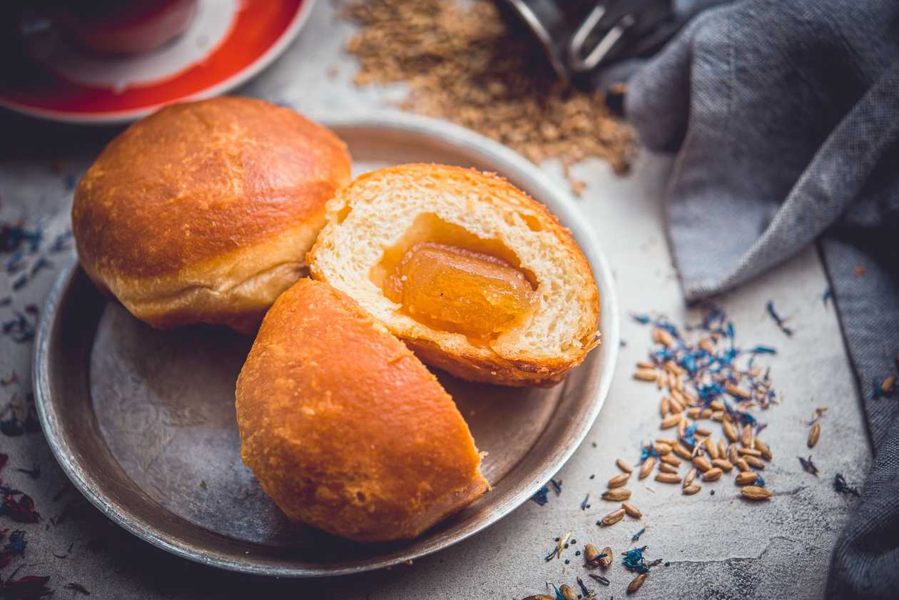 Jam Ball Baked in Oil