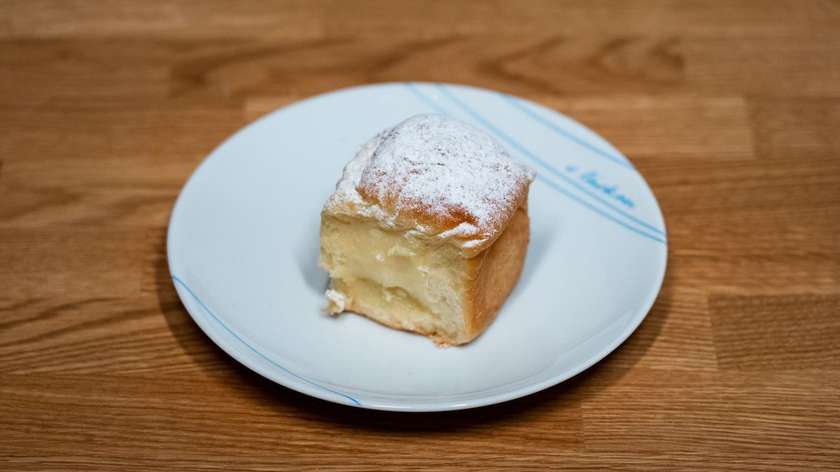 Yeast dought rolls with cottage cheese