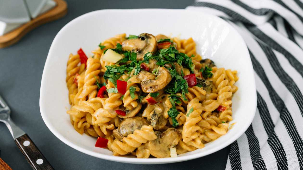 Pasta with Mushroom Sauce