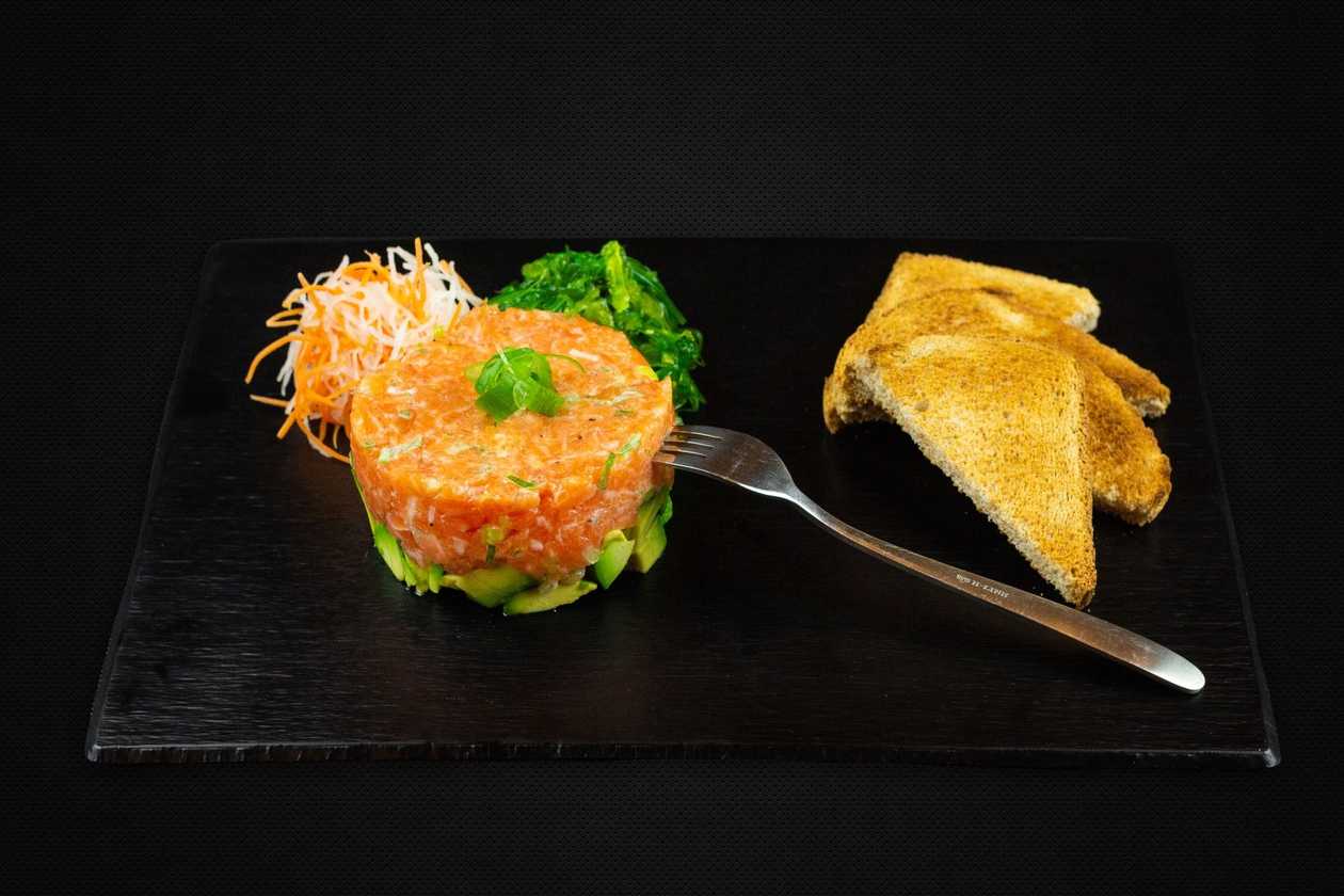 Tartare with salmon