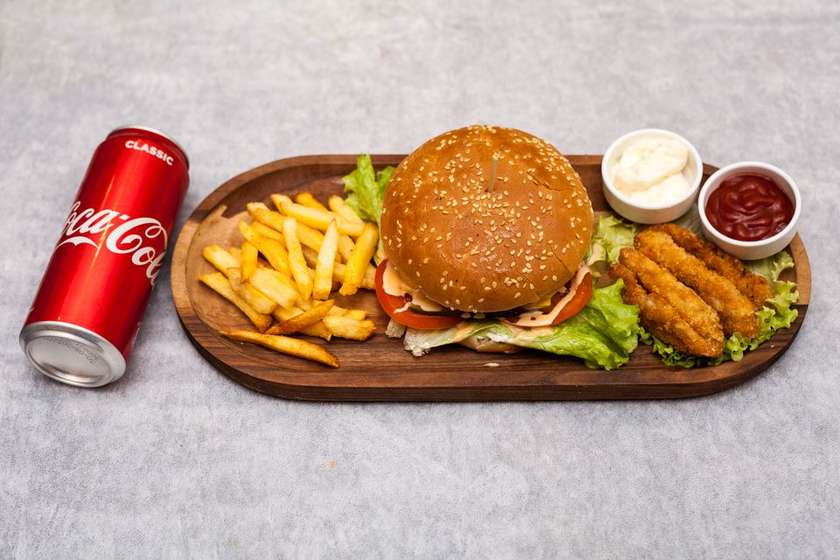 Donerist Chicken Burger