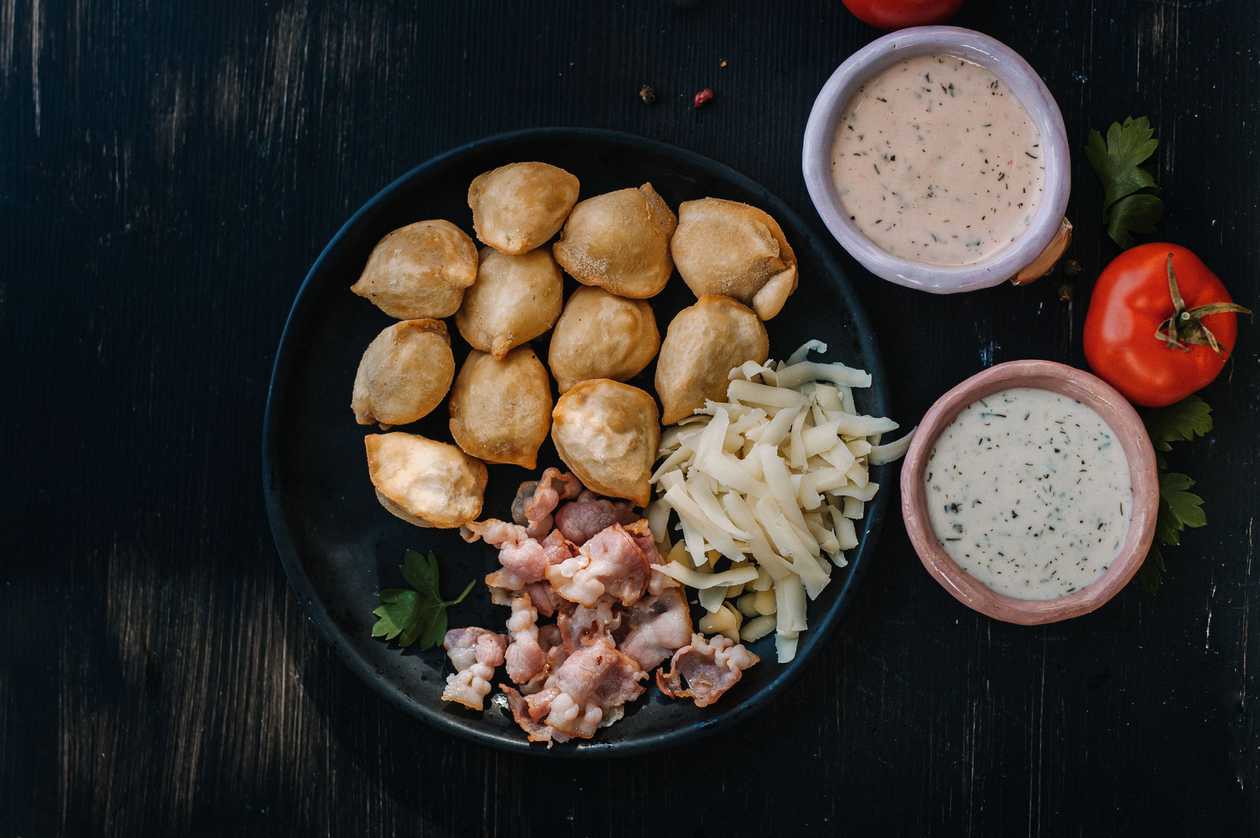 Large dumplings with cheese and bacon