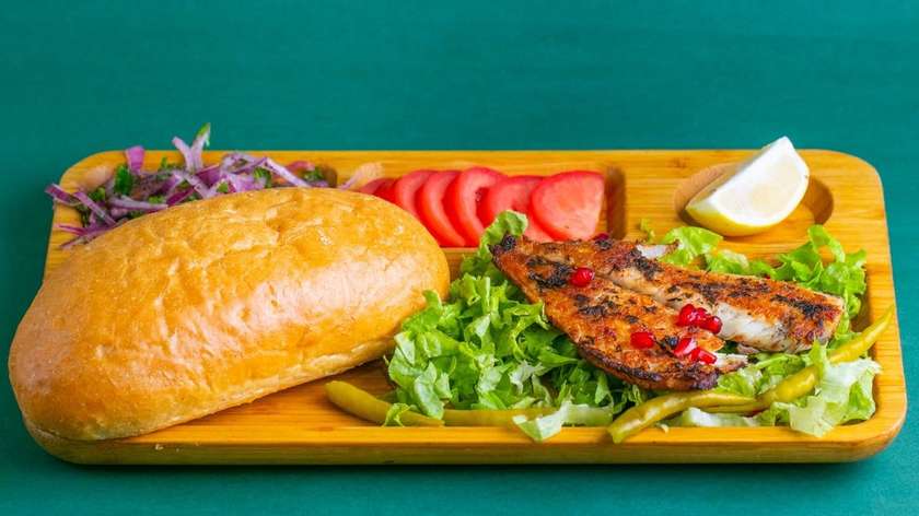 Porsion Balık Ekmek Çupra