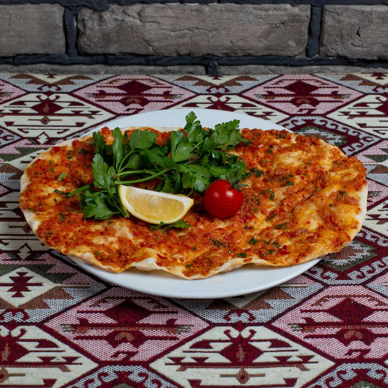 Sadə Lahmacun
