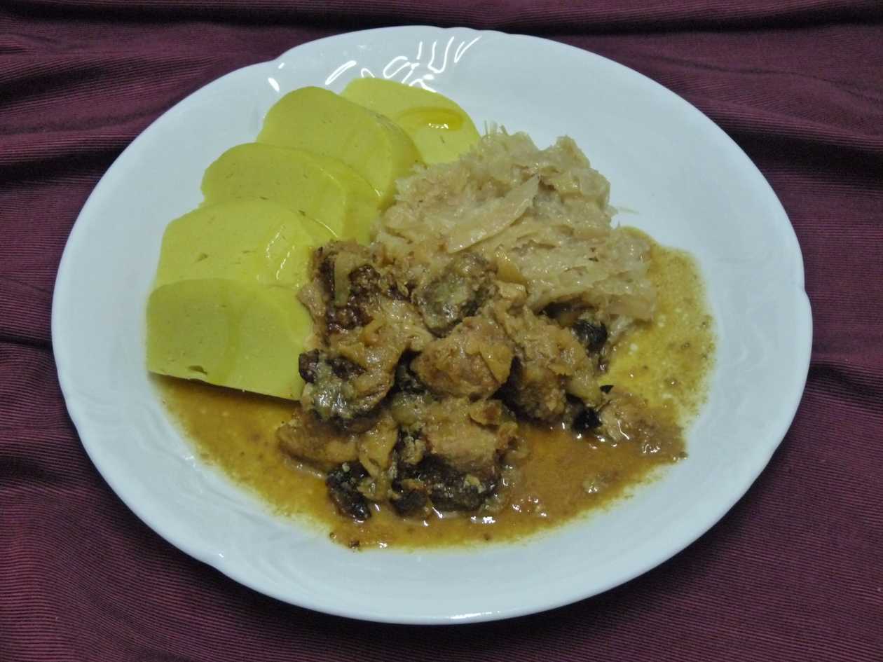 Roast pork a-la ,,Moravský vrabec‘‘served with potato dumplings