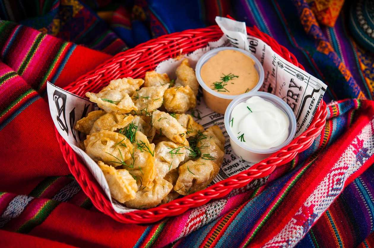 Spicy Asian dumplings 14 pcs
