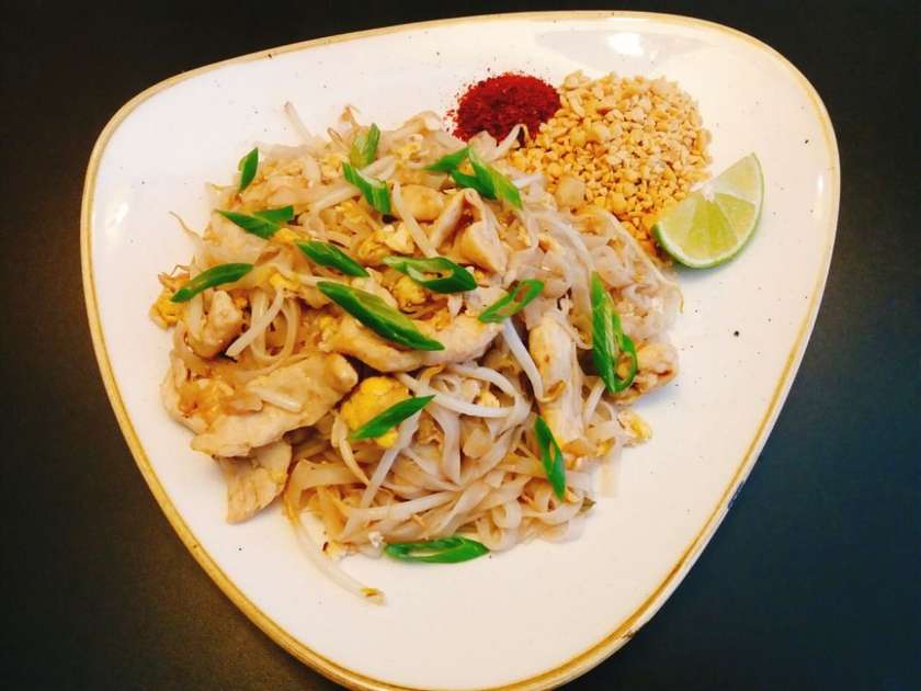 S19.Pad Thai gà