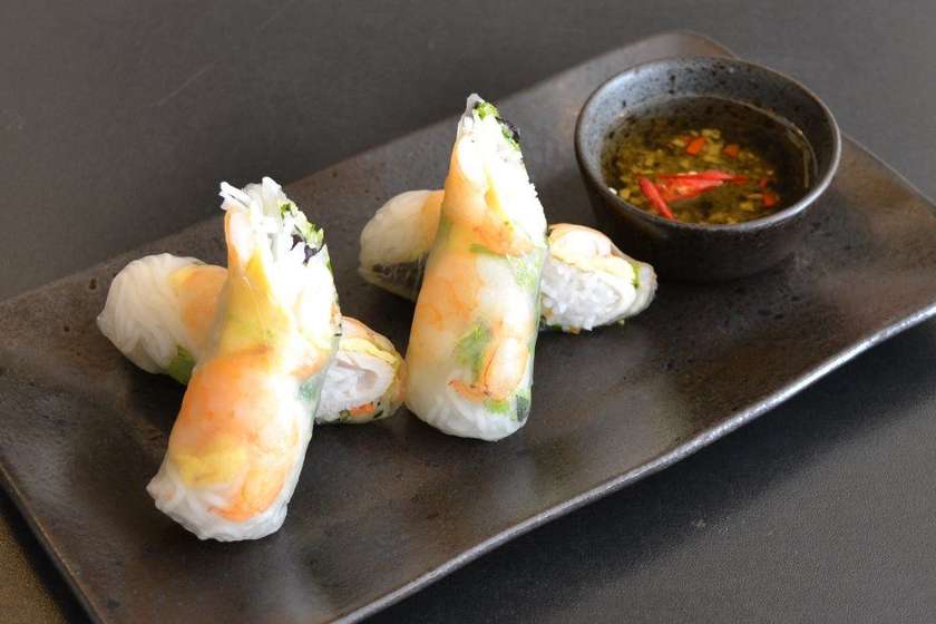 S2.Gỏi cuốn gà