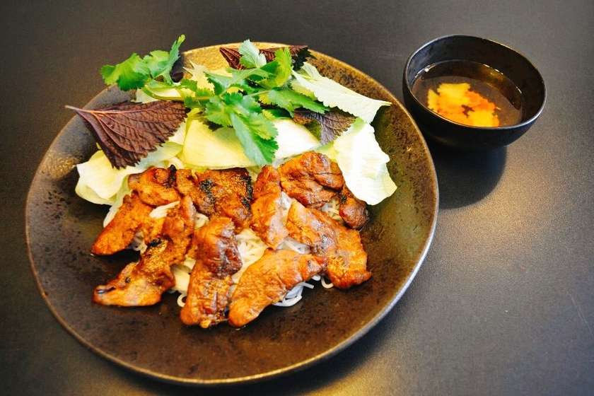 S11.Bún chả