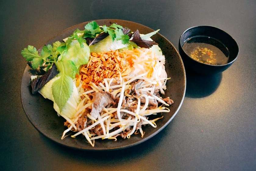 S10.Bún bò Nam Bộ